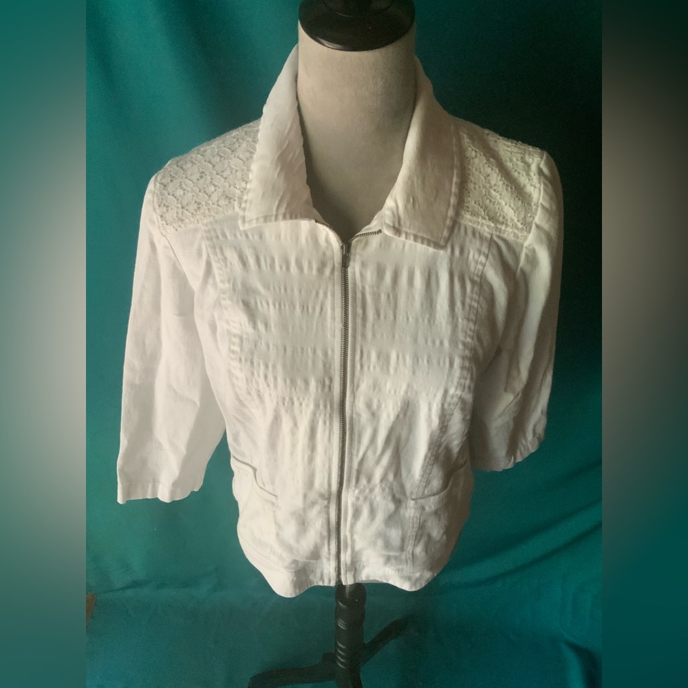 Chico's White Zip-Front Utility Jacket with Lace Crochet Shoulder Accents